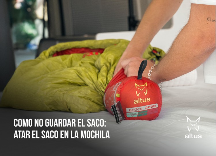 Como no guardar el saco: atar el saco en la mochila